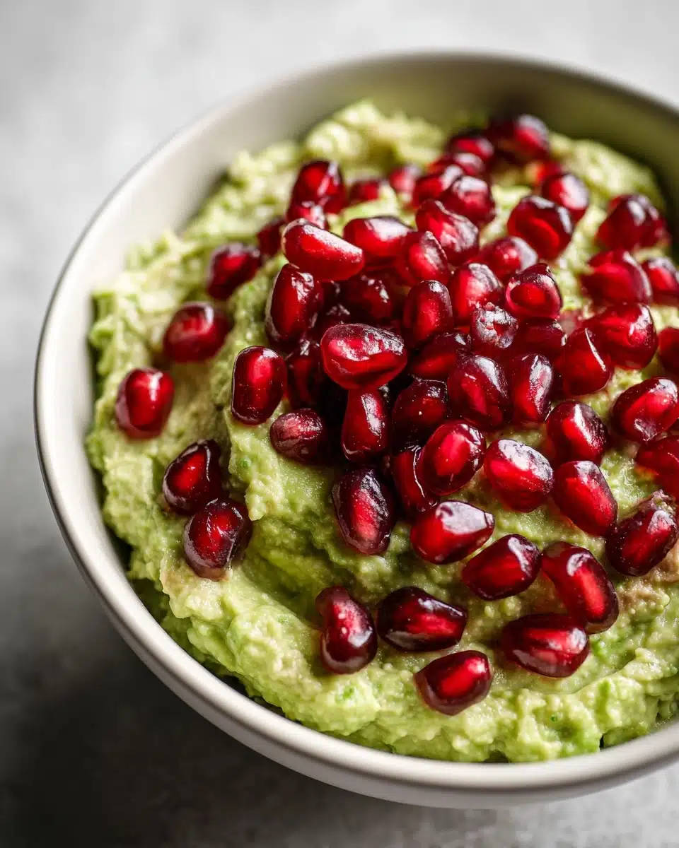 Irresistible Pomegranate Guacamole Recipe for Flavor Lovers